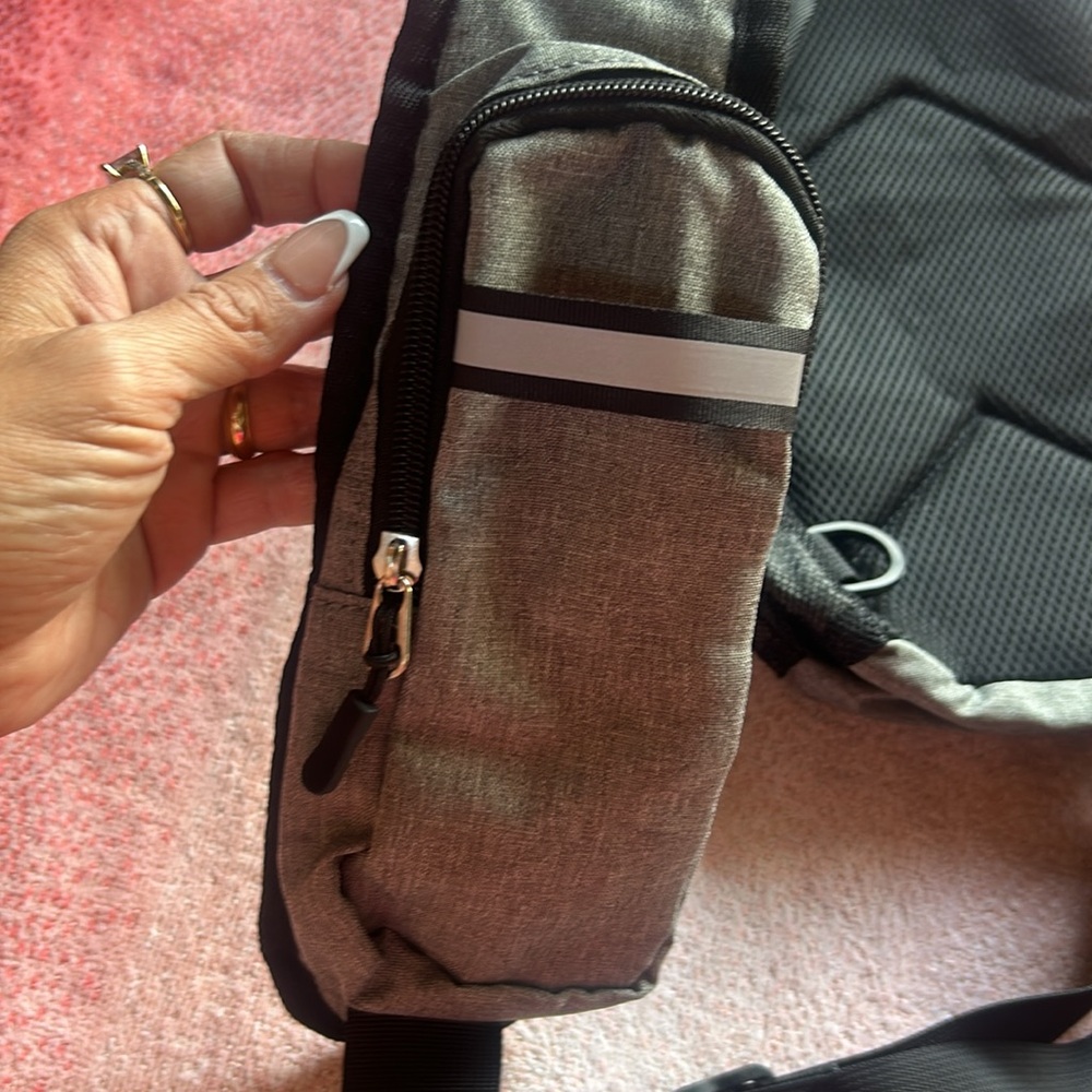 Bostanten Gray and Black Sling Backpack - Picture 5 of 9